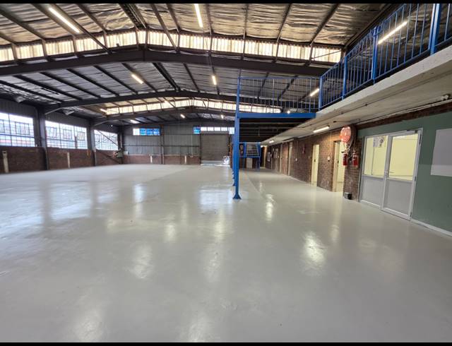 2,399M² WAREHOUSE TO LET IN OPHIRTON